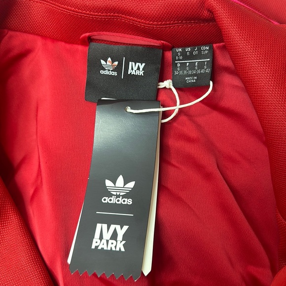 Ivy Park x Adidas Jumpsuit 3.0 Size Small NWT - Picture 7 of 16